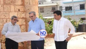 Abinader y ministro Collado recorren Ciudad Colonial; destacan su atracción turística