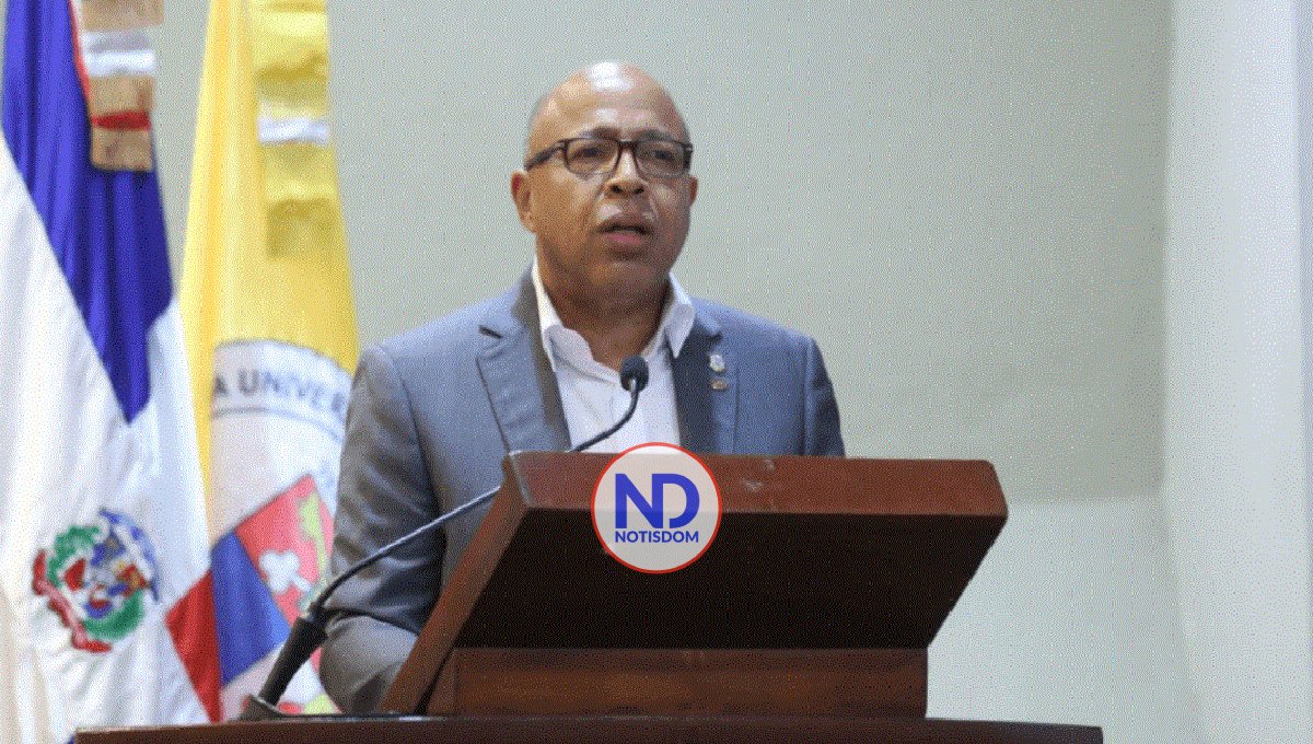 Alfredo Pacheco declara que contrato de Aerodom con RD es sensible para la sociedad 2 Alfredo Pacheco declara que contrato de Aerodom con RD es sensible para la sociedad