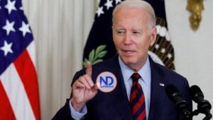 Biden recurre ley de la Guerra Fría para aumentar la producción de medicinas en EEUU