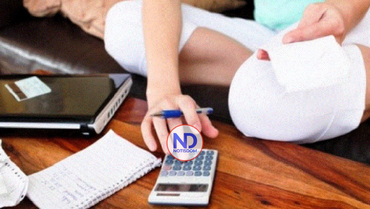 Mujeres dominicanas muestran menos morosidad que hombres