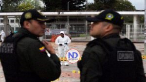 Asesinan a balazos a dos líderes sociales en Colombia