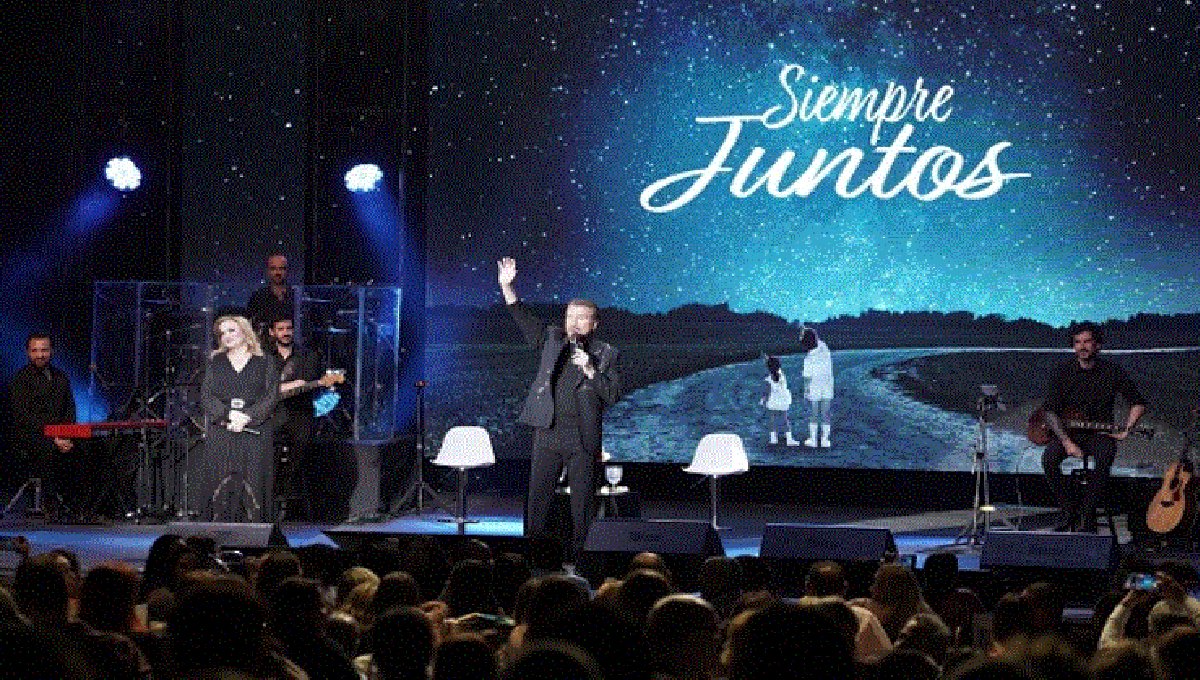 El dúo Pimpinela celebra 40 años “Siempre juntos” en el Jaragua
