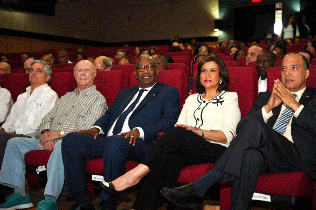 margarita e hipolito Margarita Cedeño e Hipólito Mejía se reencuentran