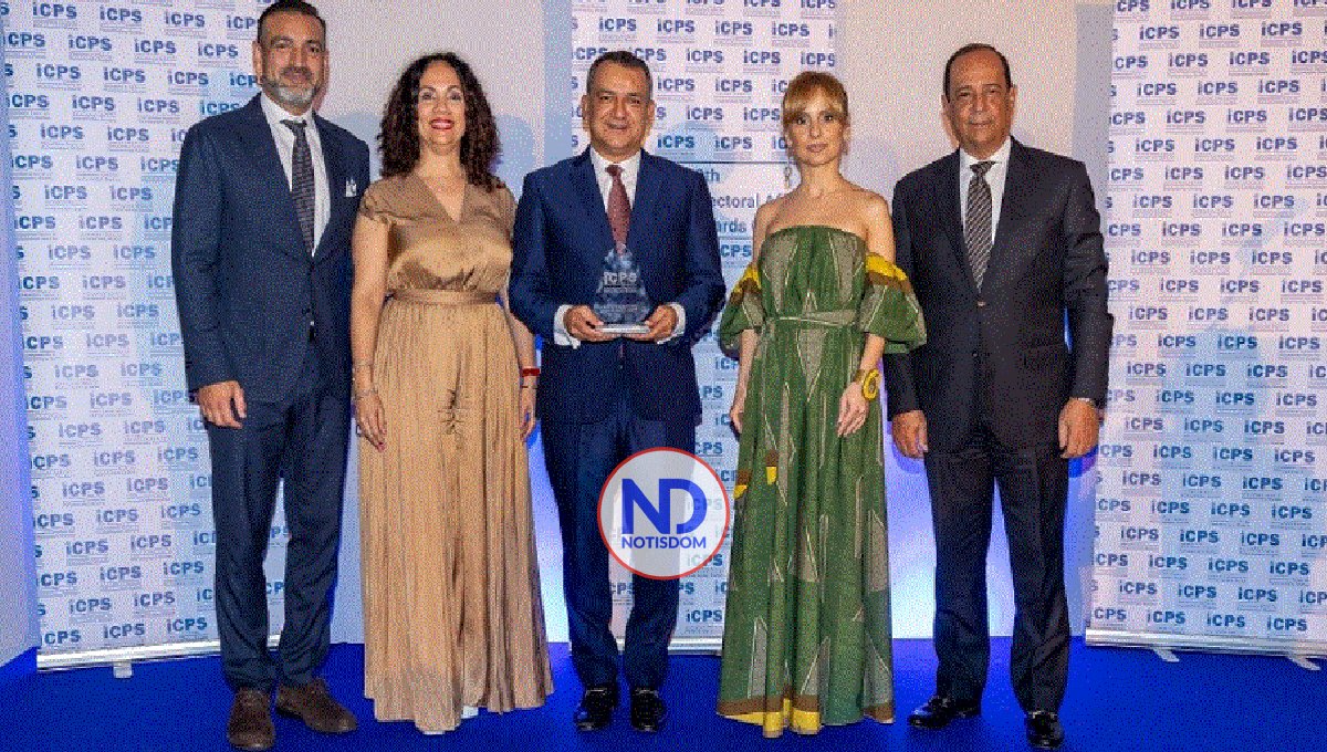 JCE de dominicana recibe premio internacional de ICPS Inglaterra 2 JCE de dominicana recibe premio internacional de ICPS Inglaterra