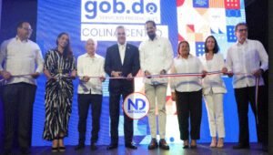 Presidente Abinader inaugura un Punto GOB en el municipio SDN