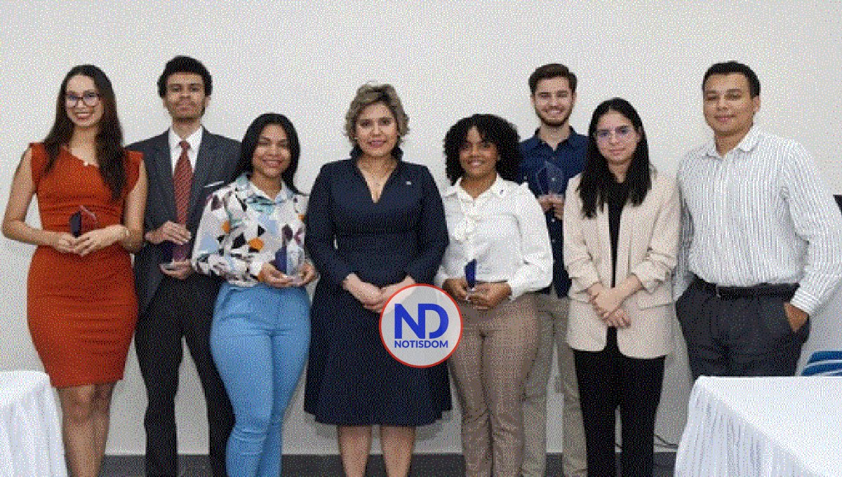 Procompetencia revela ganadores «Escribiendo por la competencia»