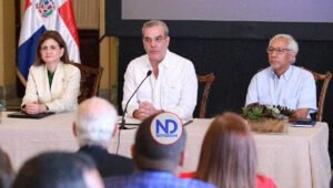 Abinader dice RD está entre 11 de países mejoraron nivel estudios