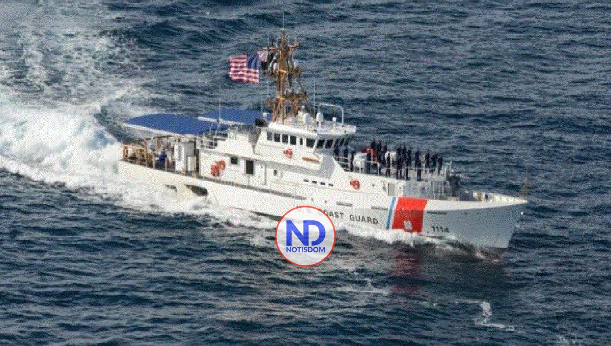 Guardacostas EE.UU. rescatan a 6 que naufragaron al norte de RD