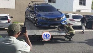 DIGESETT localiza y remolca vehículo obstruyó paso de ambulancia