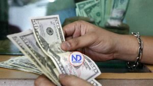El dólar se cambia este jueves a 57.70 pesos en RD