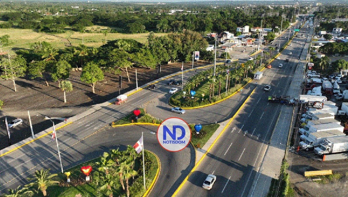 El Presidente inaugura la nueva entrada a la ciudad de Santiago 2 El Presidente inaugura la nueva entrada a la ciudad de Santiago