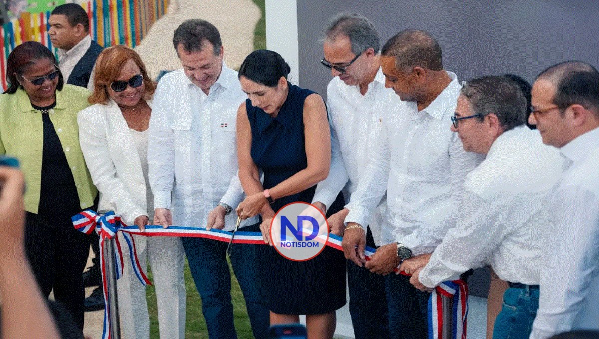Primera dama, Banco Popular y MICM inauguran parque El Brisal en SPM 2 Primera dama, Banco Popular y MICM inauguran parque El Brisal en SPM