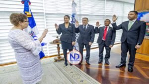 Procuradora juramenta nuevos miembros del consejo superior y académico del MP