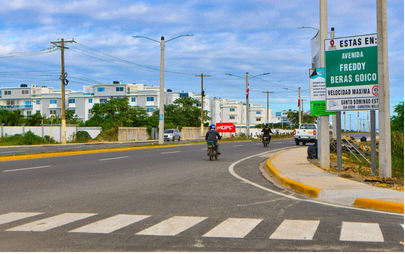 Presidente Abinader inaugura en SDE avenida Freddy Beras Goico 3 mopc 23 Presidente Abinader inaugura en SDE avenida Freddy Beras Goico