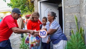 Gobierno comienza entrega de alimentos y «bonos navideños»