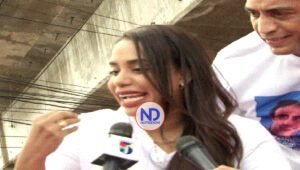 Betty Geronimo realiza bandereo en Villa Mella