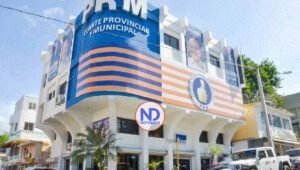 PRM califica de vandalismo destrucción de vallas de candidato a alcalde por PLD en Santiago