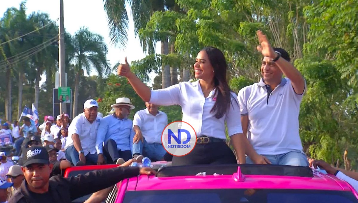 Betty Gerónimo afirma alcalde Carlos Guzmán se olvidó de los barrios de SDN