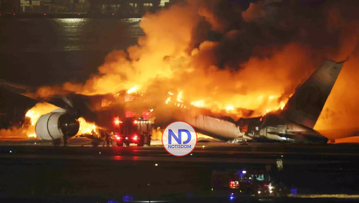 VIDEO | Autoridades Japón confirman 5 muertos debido al choque de dos aviones en Tokio