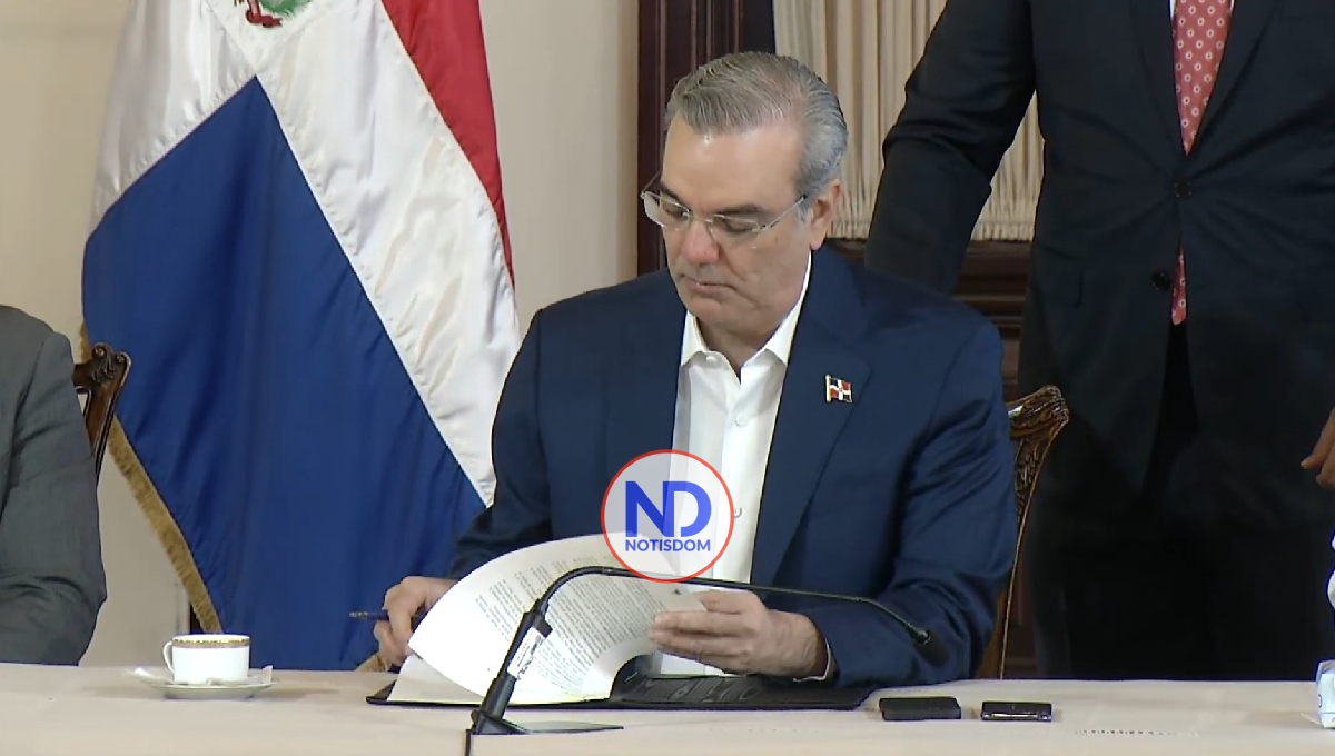 VIDEO | Luis Abinader promulga decreto que regula publicidad oficial en contexto electoral