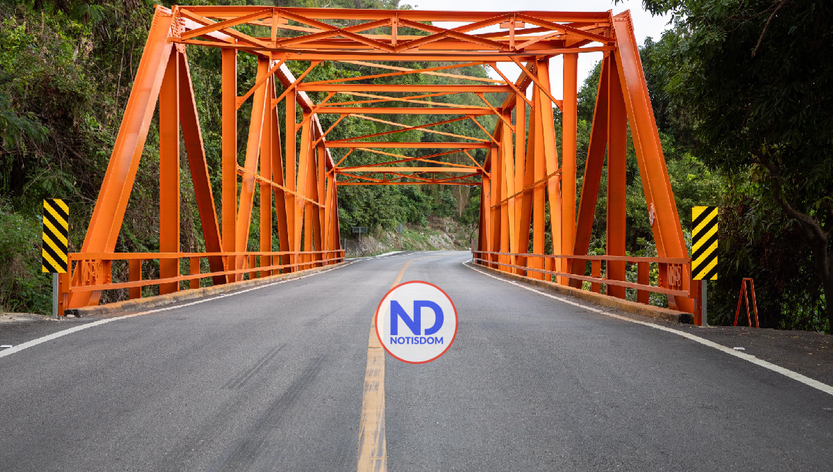 NOTISDOM FOTOS PF 2024 01 04T082022.220 Presidente Abinader inaugura primer tramo carretero entre Barahona y Enriquillo