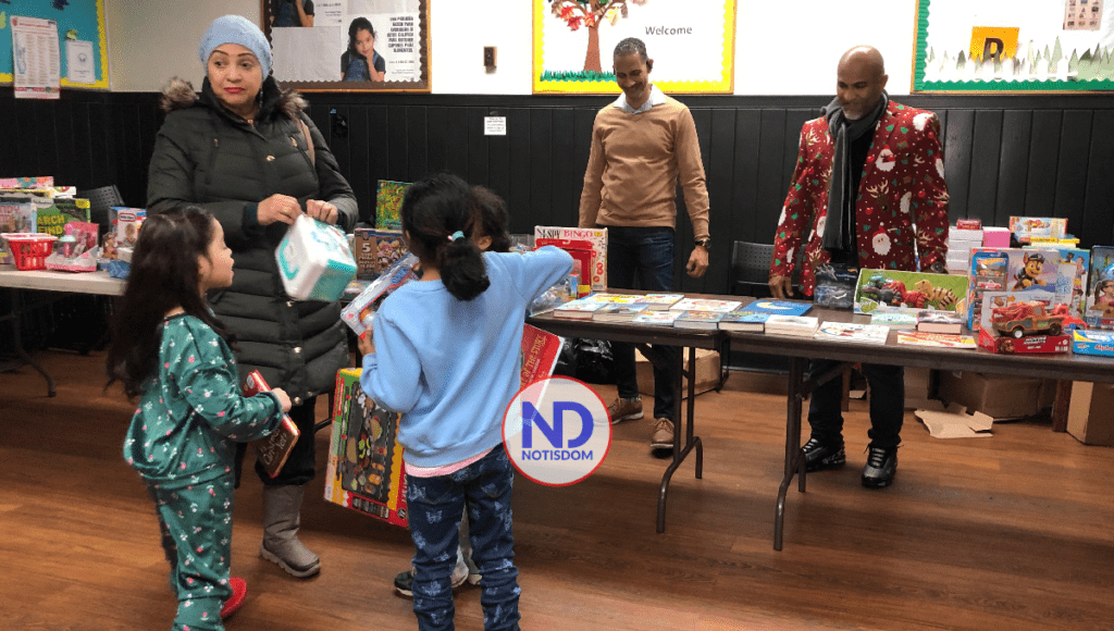 NOTISDOM FOTOS PF 2024 01 06T210555.650 Fundación Todos Somos RD celebró Día de Reyes Magos con dominicanos en Nueva York