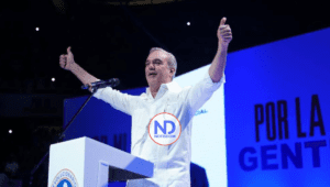 VIDEO | Abinader: la oposición tiene los números «de la eterna juventud, no pasa del 24%»