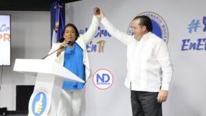 Altagracia Tavárez se juramenta en el PRM tras haber abandonado las filas del PRD 