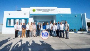 Inauguran Centro de Acopio para comercializar la sal en Montecristi