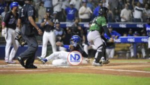 Estrellas derrotan a los Tigres y empatan serie final beisbol de RD