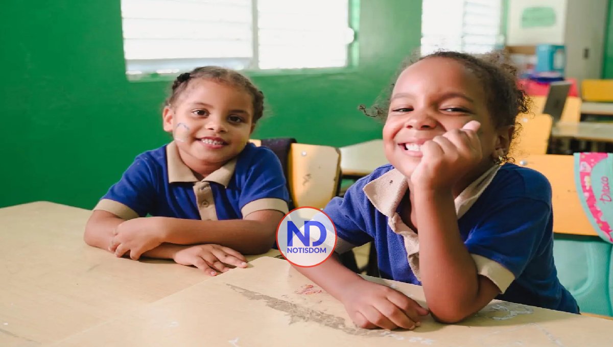 Estudiantes de escuelas públicas tendrán seguro de vida