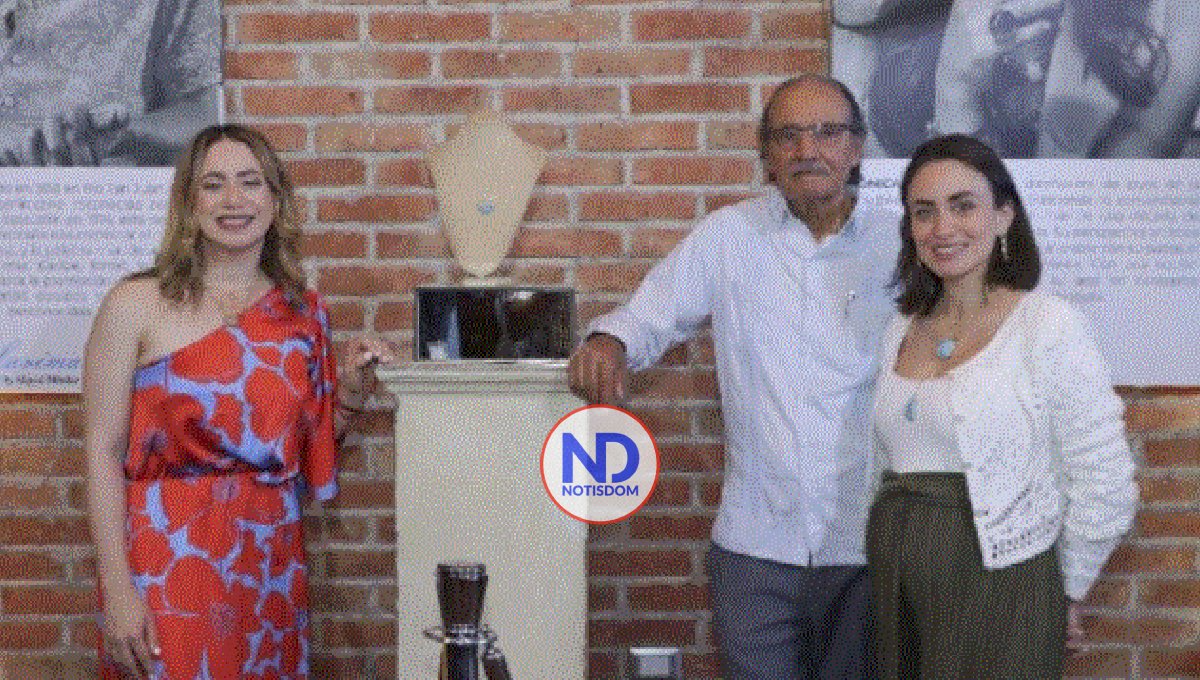 Manos Dominicanas presenta colección joyas de larimar ‘Inicio’