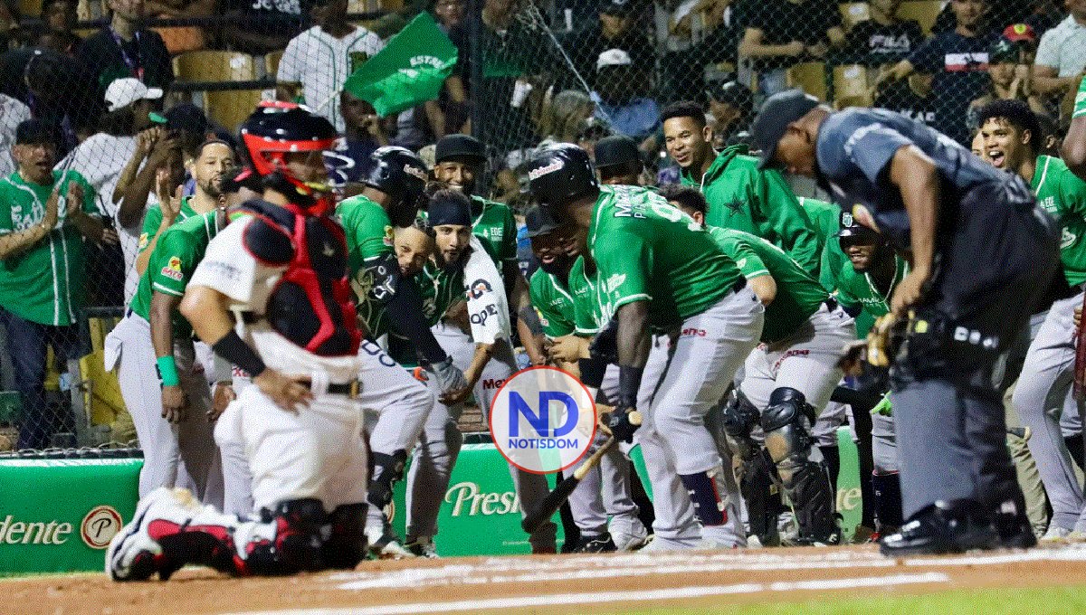 Las estrellas suman su cuarta victoria en línea