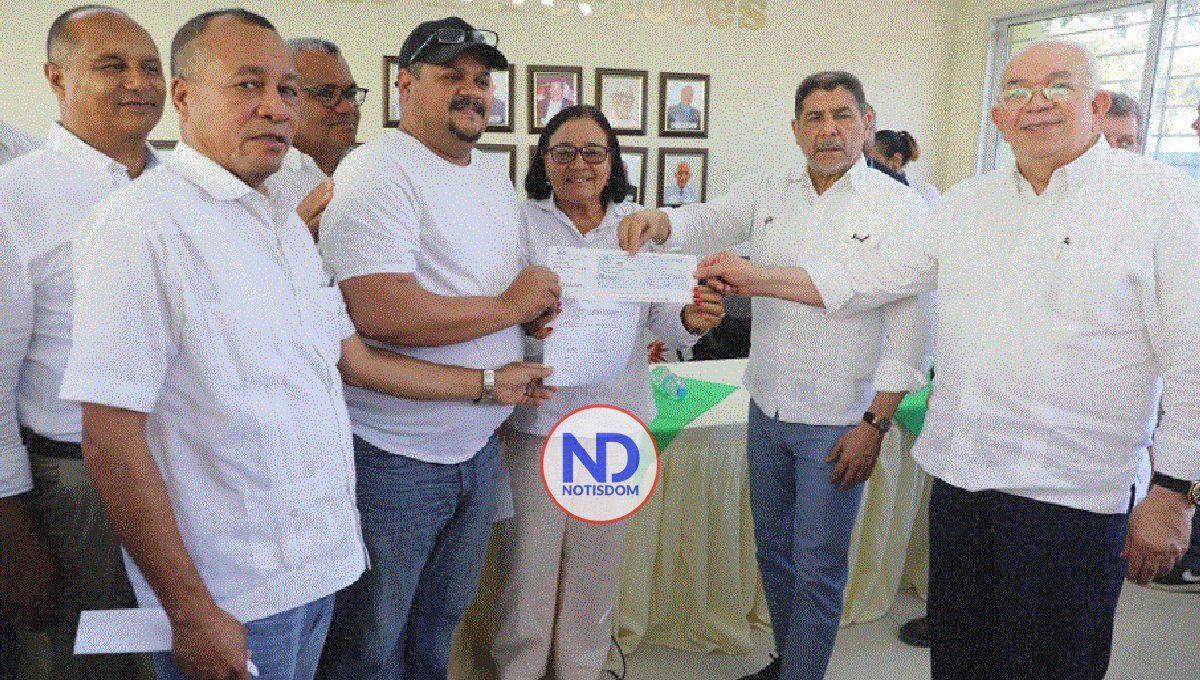 Gobierno entrega 200 millones en ayuda a productor agropecuarios