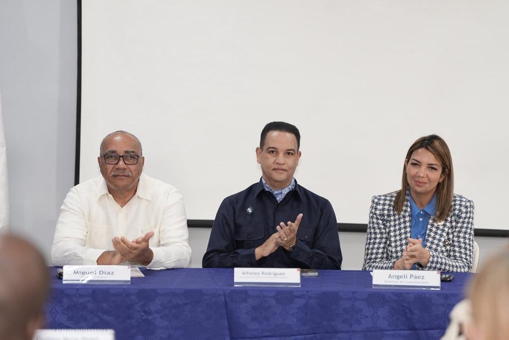 minas 1 Energía y Minas inicia curso sobre minería para servidores públicos