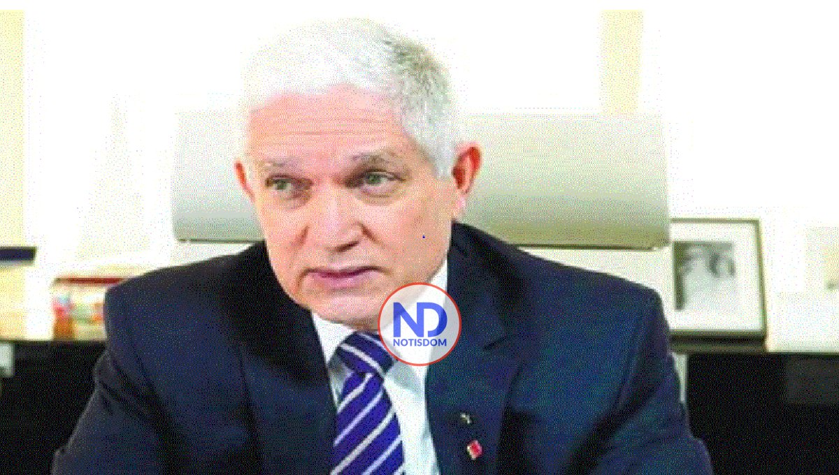 Puello Herrera felicita a los Tigres del Licey por obtener corona en LIDOM 2 Puello Herrera felicita a los Tigres del Licey por obtener corona en LIDOM