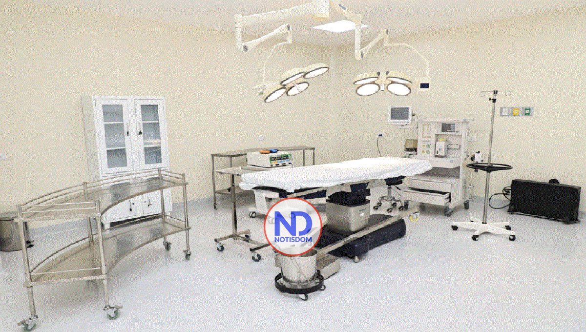 Primera dama y SNS entregan bloque quirúrgico de Robert Reid