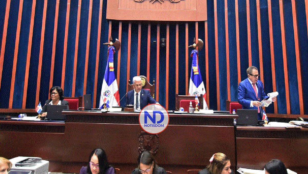 Convierten en ley colocación de 344,000 millones pesos en bonos