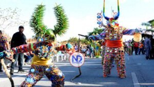 Cientos acuden a último domingo de Carnaval Vegano