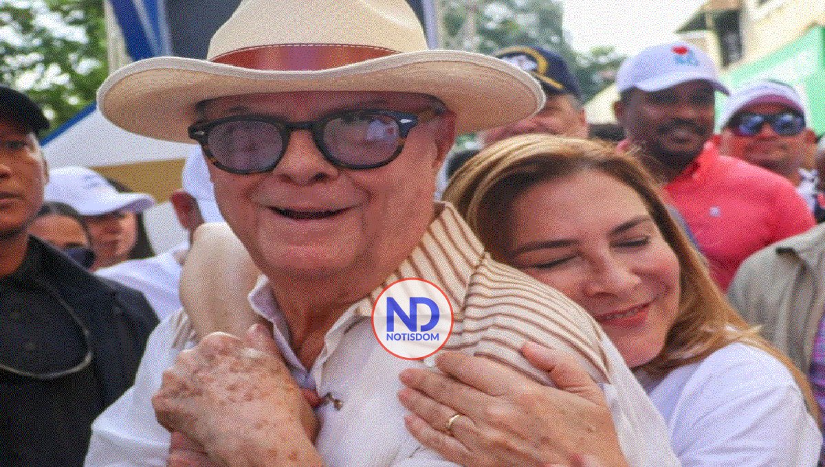 Hipólito Mejía valora apoyo de movimiento deportivo a Carolina