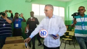 Manuel Jiménez ejercerá su derecho al voto a las 9:30 de la mañana este domingo