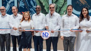 El Presidente Abinader inaugura un centro regional UASD en Azua