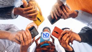 Experto alerta información del teléfono se escucha, aunque esté apagado