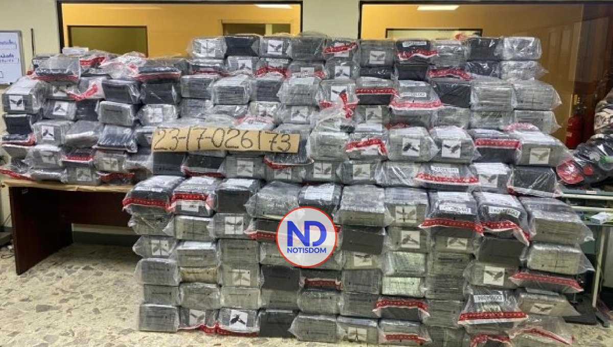 La DNCD ocupa 1.4 toneladas de cocaína cerca costa de La Romana