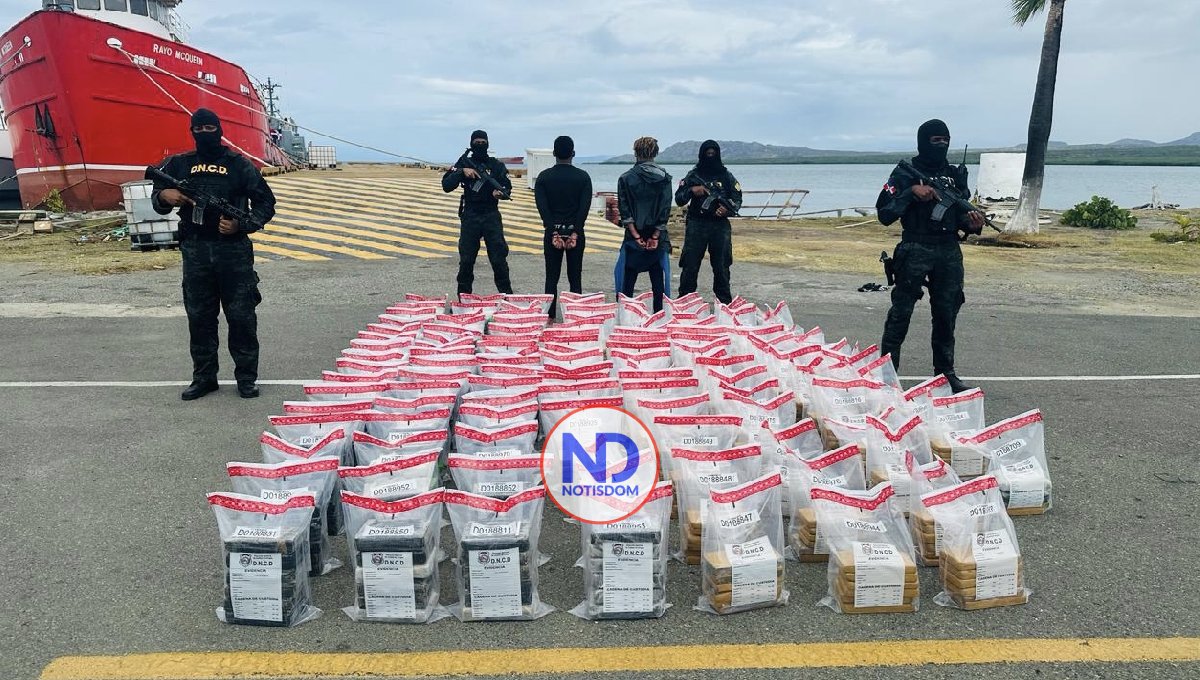 Ocupan 754 paquetes de cocaína en una costa de RD