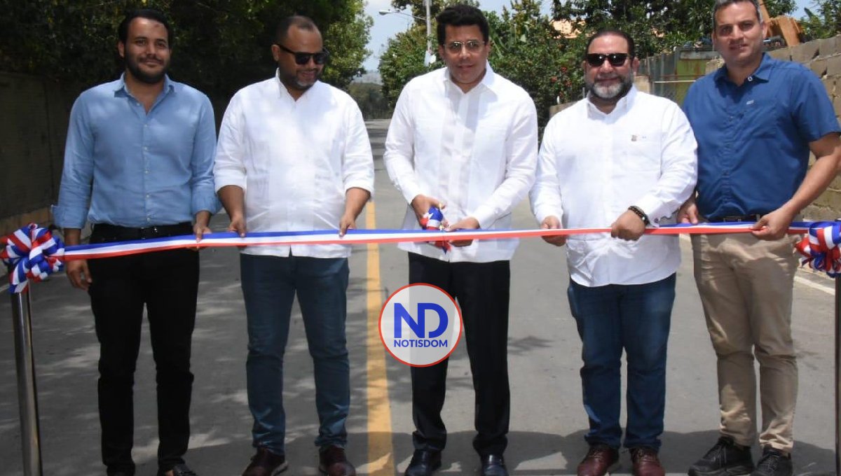 Ministro Turismo inaugura obra por 80 millones en Jarabacoa