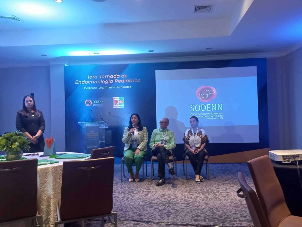 DOCTORES 2 Advierten uso de liraglutida debe ser en pacientes obesos mayores de 12 años