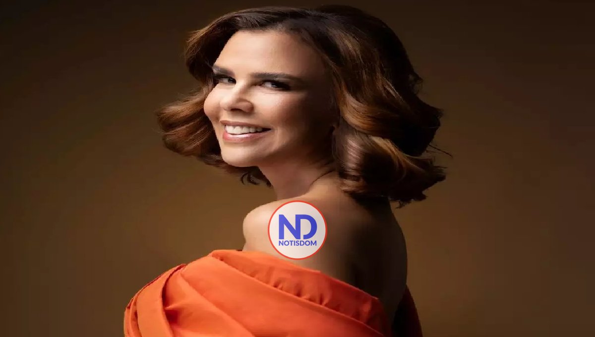 Ingrid Gómez desfila en Premios Soberano con vestido inspirado en el más bello atardecer de primavera