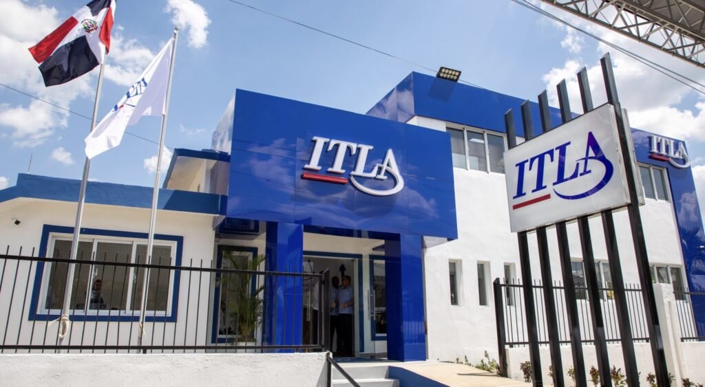ITLA 5 Presidente Abinader inaugura una extensión del ITLA en Monte Plata
