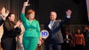 LF habría escogido a viuda Pared Pérez como compañera de boleta